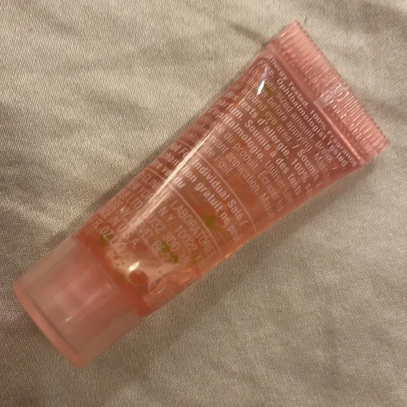 Clinique rinse off foaming cleanser and moisture surge eye - Picture 3 of 4